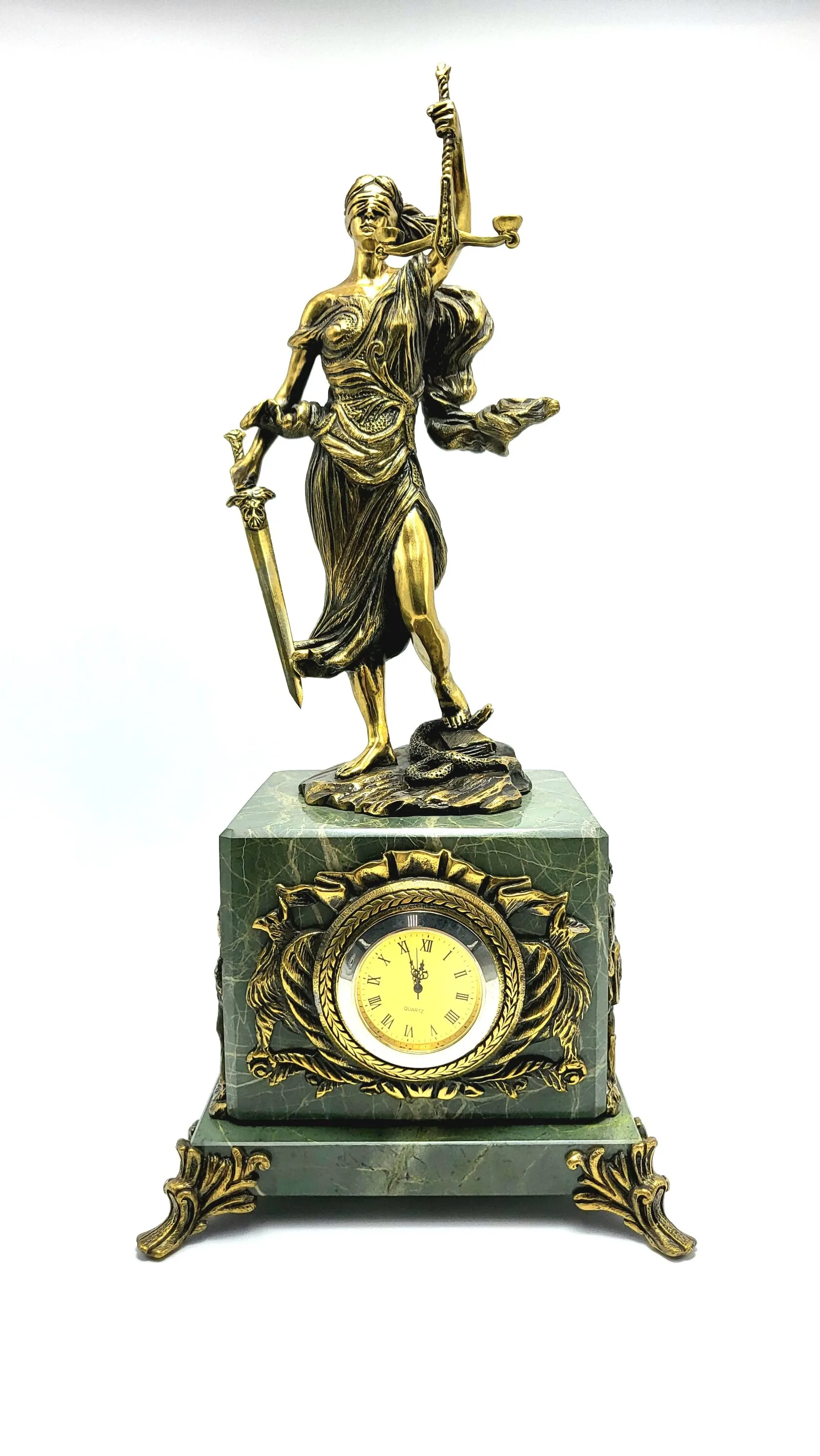 Часы "Фемида"